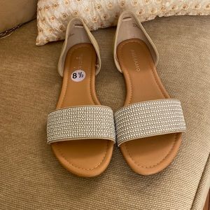 Size 8 1/2 Flat slip-ons, Worn once but in great condition